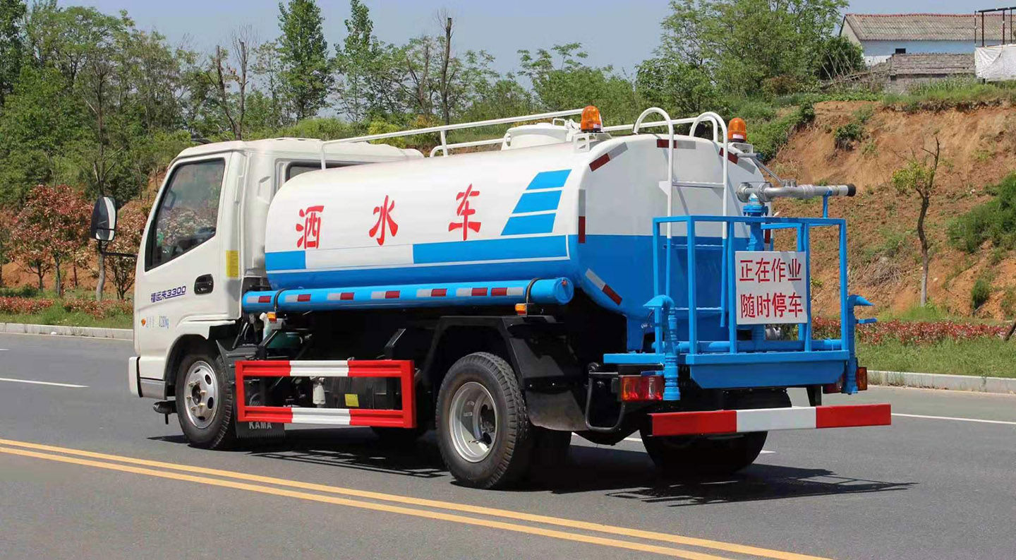 凯马5方洒水车