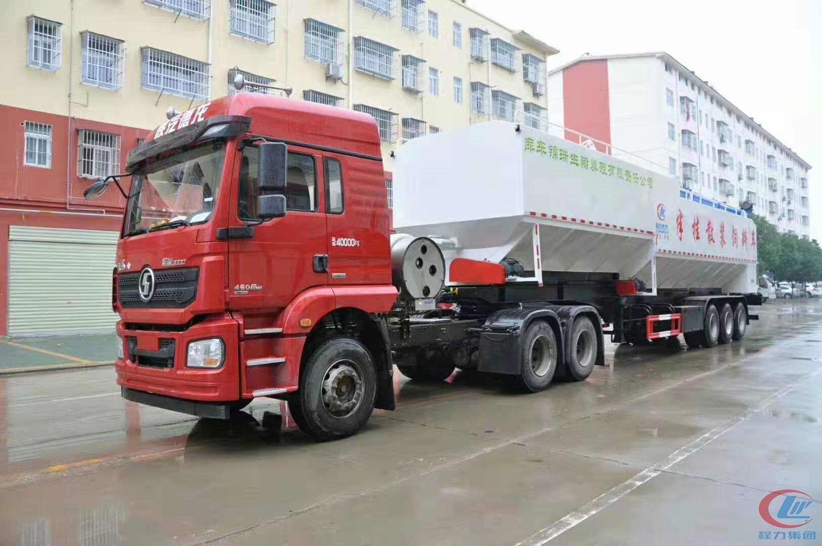 凯时平台威牌66方半挂饲料车